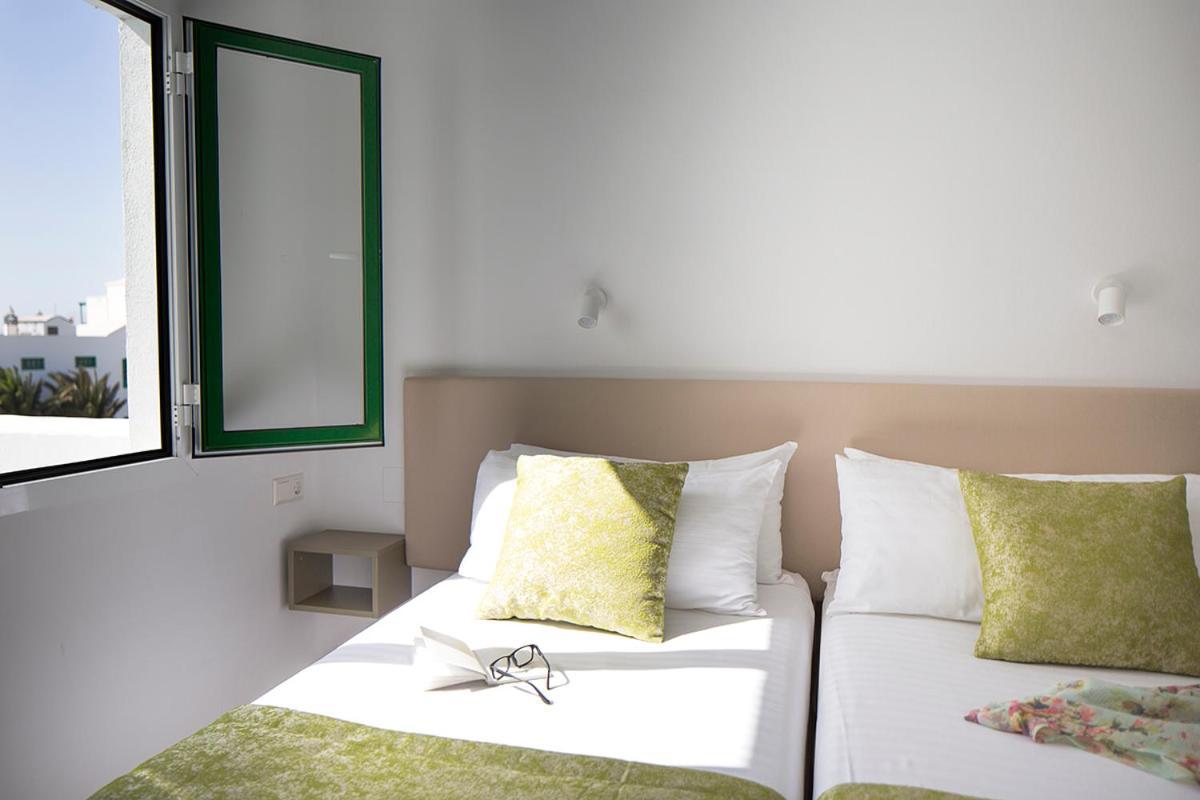 Apartamentos El Guarapo กอสตา เตกีสเซ ภายนอก รูปภาพ